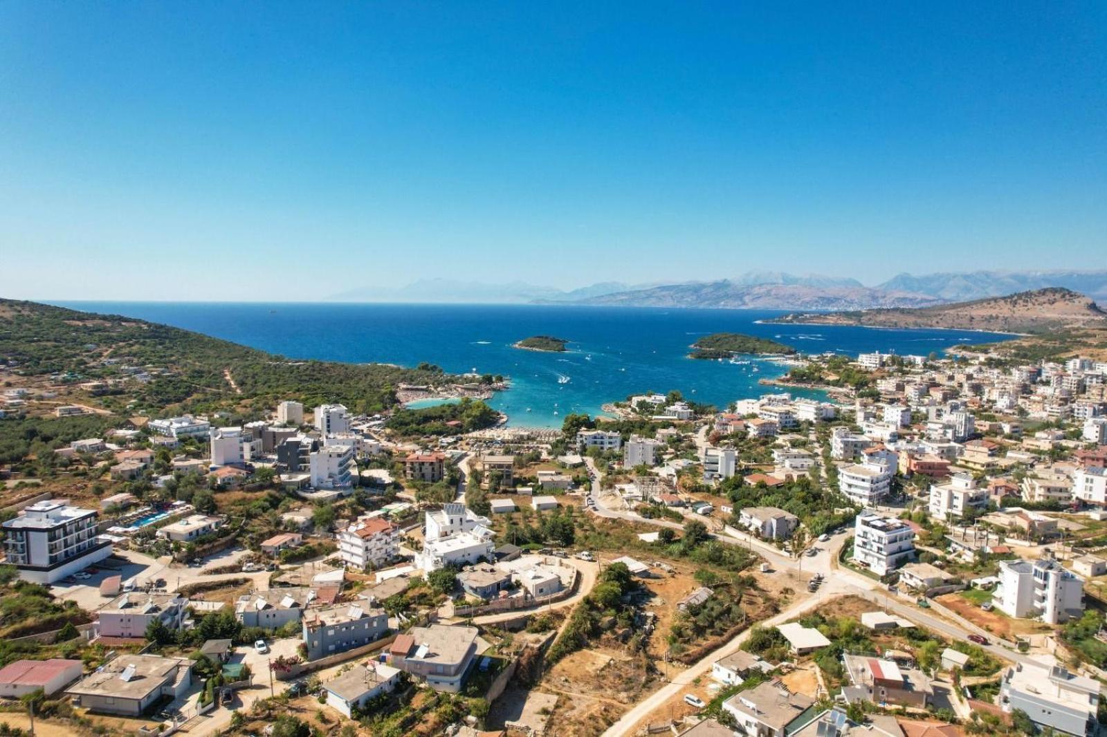 Osmani Villa Ksamil